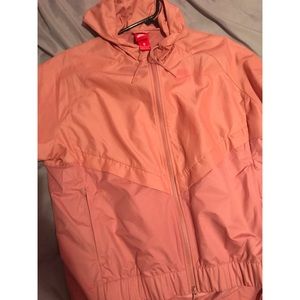 Nike Women’s Windbreaker
